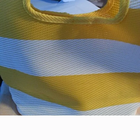 Avon Yellow and White Cosmetic Bag - Picture 3 of 3